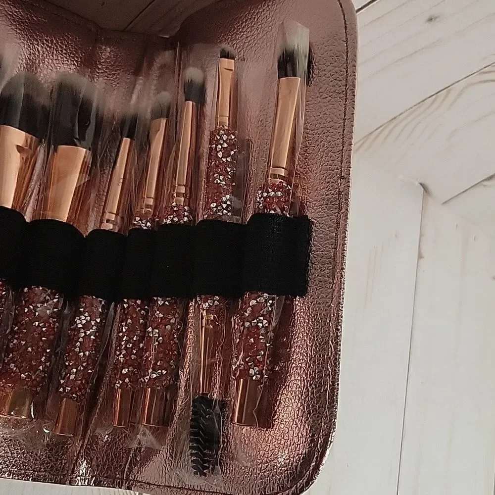 Love + Happiness Glitter 10 Piece Brush Set With Case 🌈 new
